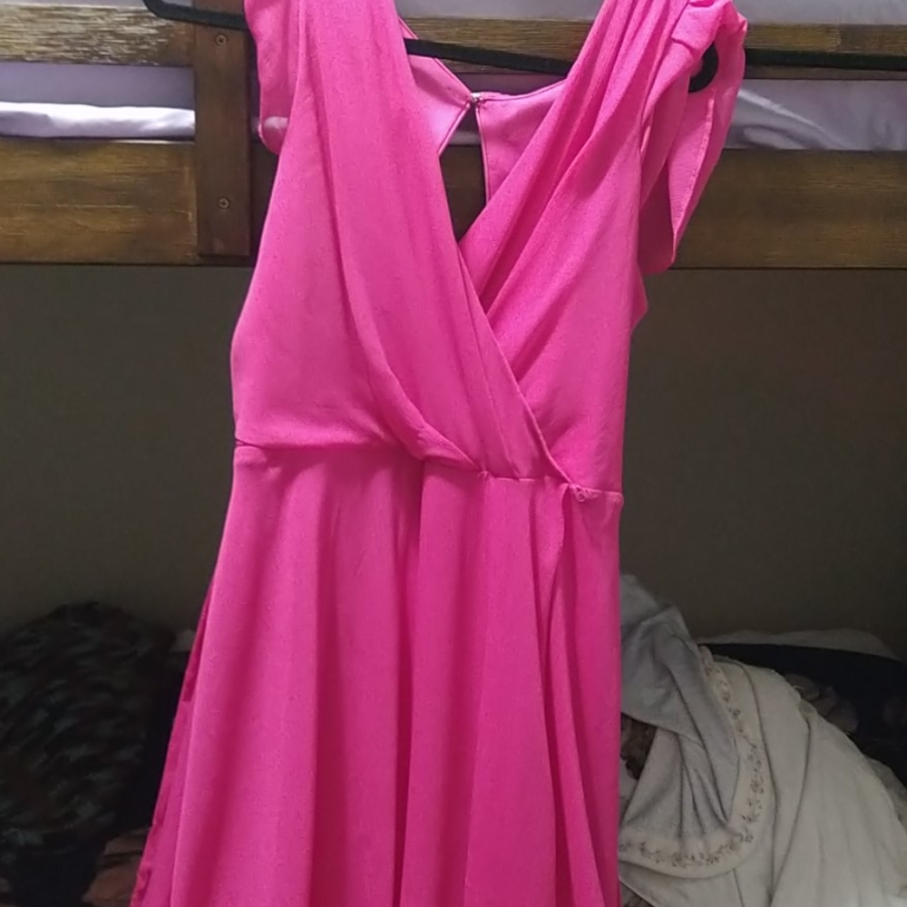 Pink dress with ties